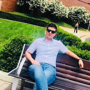 Meet your Posher, Hussein